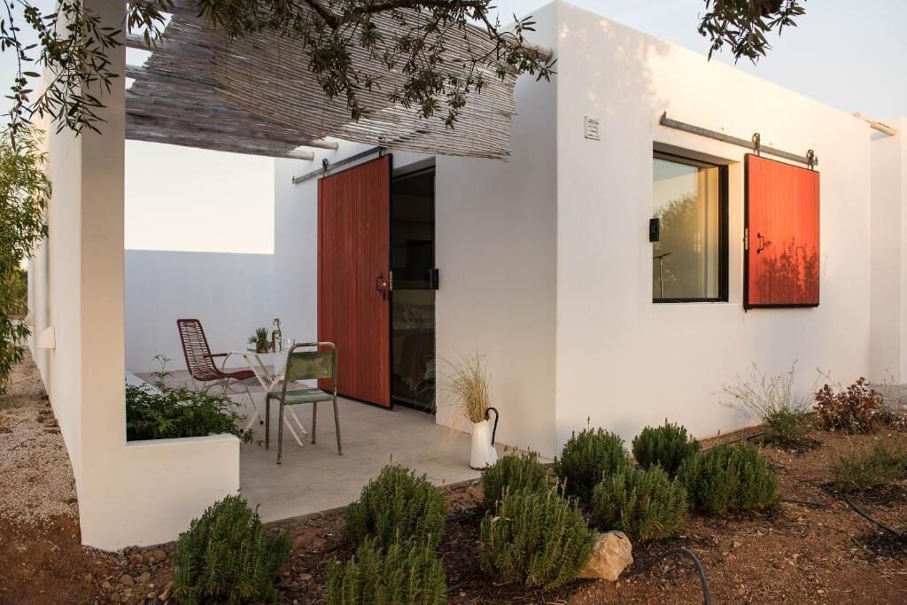 Superior Room | 1 bedroom, in-room safe, individually decorated, individually furnished