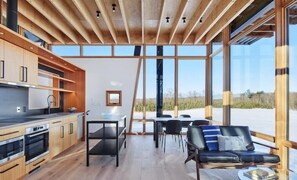 Interior - Nordlys Lodging Co. - MetalLark Tower (Frederic)