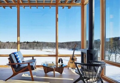 Nordlys Lodging Co. - MetalLark Tower