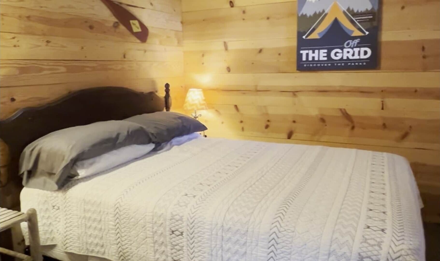 WiFi, bed sheets