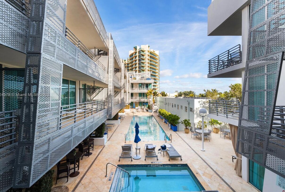 Penthouse South Beach Condo Z6 PH Rooftop Balcony