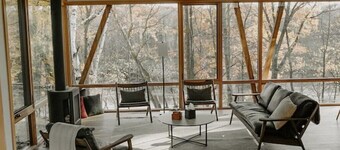 Nordlys Lodging Co. - LongHouse