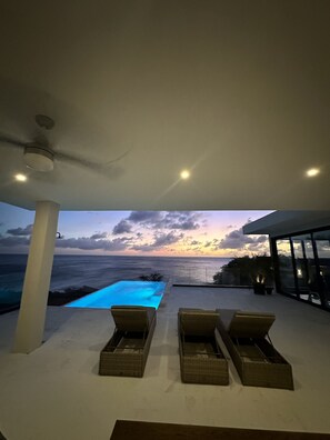 Outdoor pool - Luxurious 6-Bedroom Villa with Private Pier & Panoramic Ocean View (Jeremi)