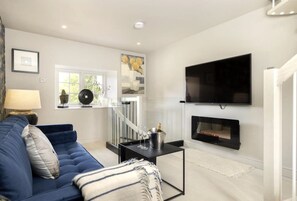 TV connectée, cheminée