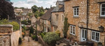 Romantic Cottage for Two in the Heart of Historic Tetbury