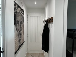 Interior - Flat for 6 people with air conditioning, St Clair Le LAVANDOU, renovated in 2023 (Le Lavandou)