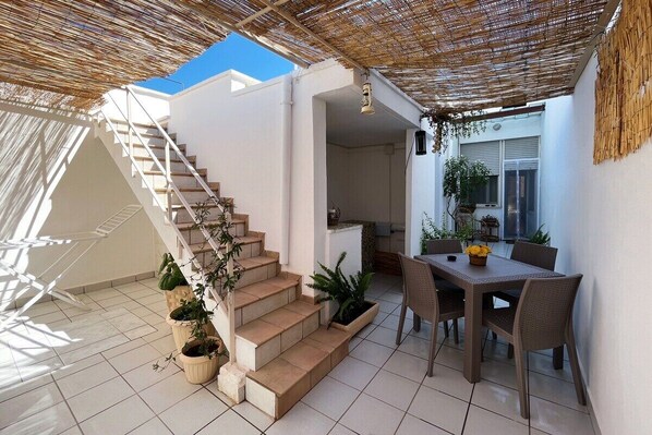 Outdoor dining - Apartment - Casa Toto (Taviano)
