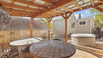 Casa, 2 dormitoris | Servei de restauració a l'aire lliure