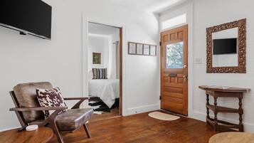 Huis, 2 slaapkamers | 2 slaapkamers, een strijkplank/strijkijzer, gratis wifi