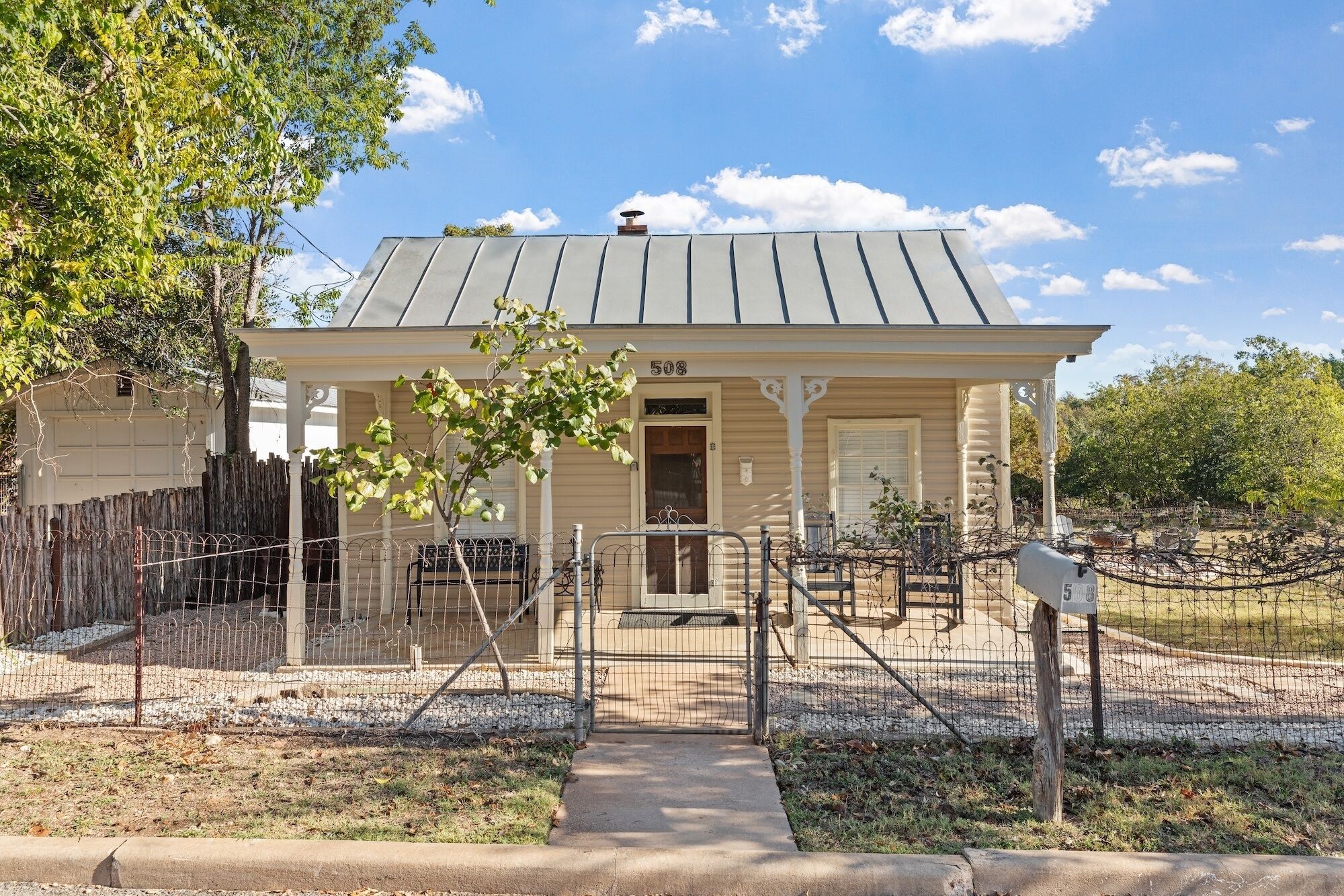 ハウス 2 ベッドルーム | 外観