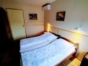 Chambre, 2 chambres, fumeur, patio