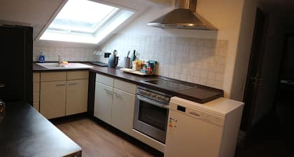 Wooden Roof, 95 qm, 5 Pers.