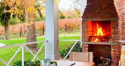 Self catering accomadation situated in the Winelands near Babelyonstoren.