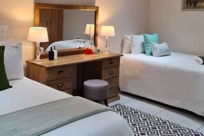 3 chambres, fer et planche Ă repasser, Wi-Fi, draps fournis