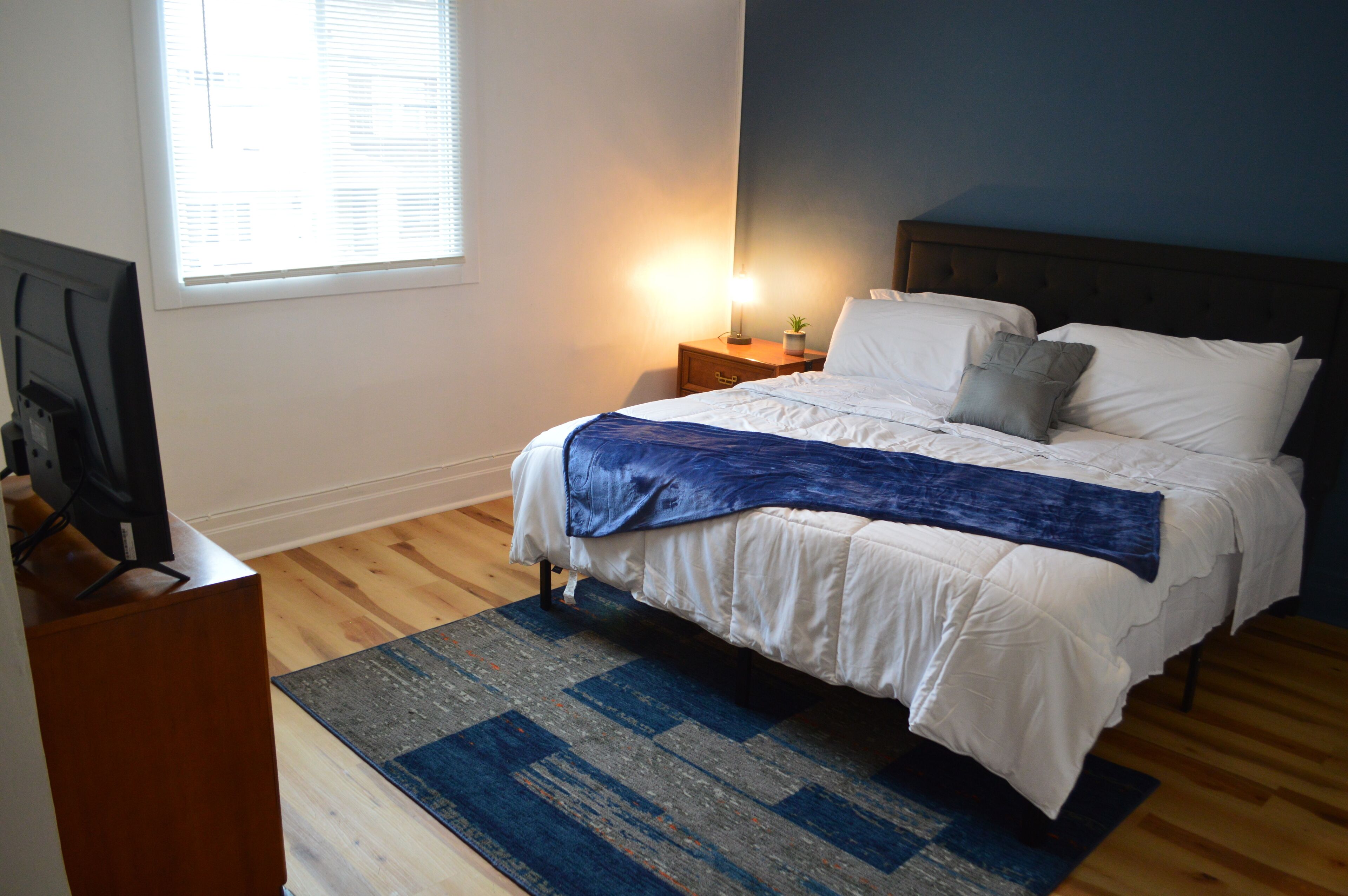 Steel City Getaway Sleeps 8