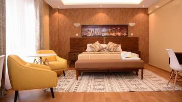 Familjelägenhet | 4 sovrum, skrivbord och gratis wi-fi