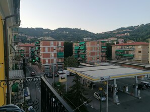 Property grounds - Calypso Holiday Home, cozy apartment in Station area for 5 Terre (La Spezia)