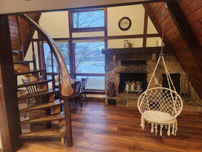 A- Frame Adventures - Cozy Chalet that borders Crooked Creek Lake Park.  