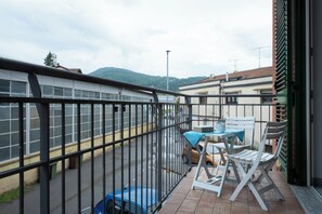 Outdoor dining - Clalia Apartment (Luino)