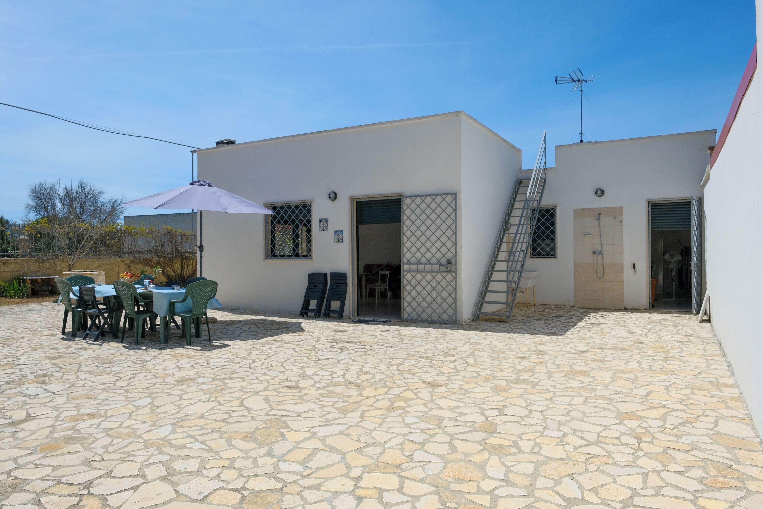 Standard House, Multiple Bedrooms (Villa Scianuli 250 meters from the) | Outdoor dining