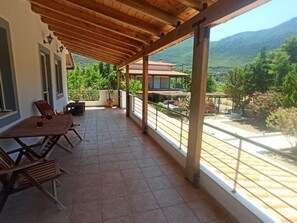 House, Smoking - Seaside House in Psatha (Mandra-Eidyllia)