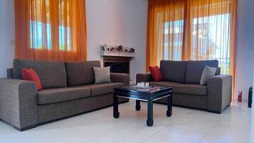 House, Smoking | 2 bedrooms