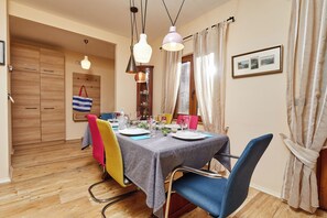 Dining - Beachfront Villa Adria (Bigovo)