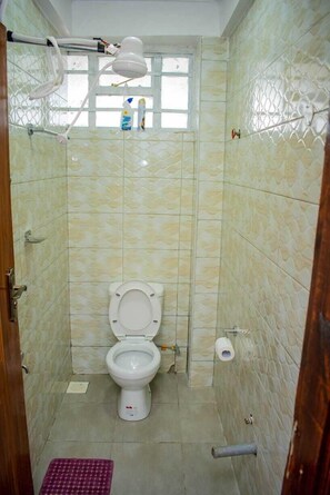 Business Apartment | Bathroom | Towels