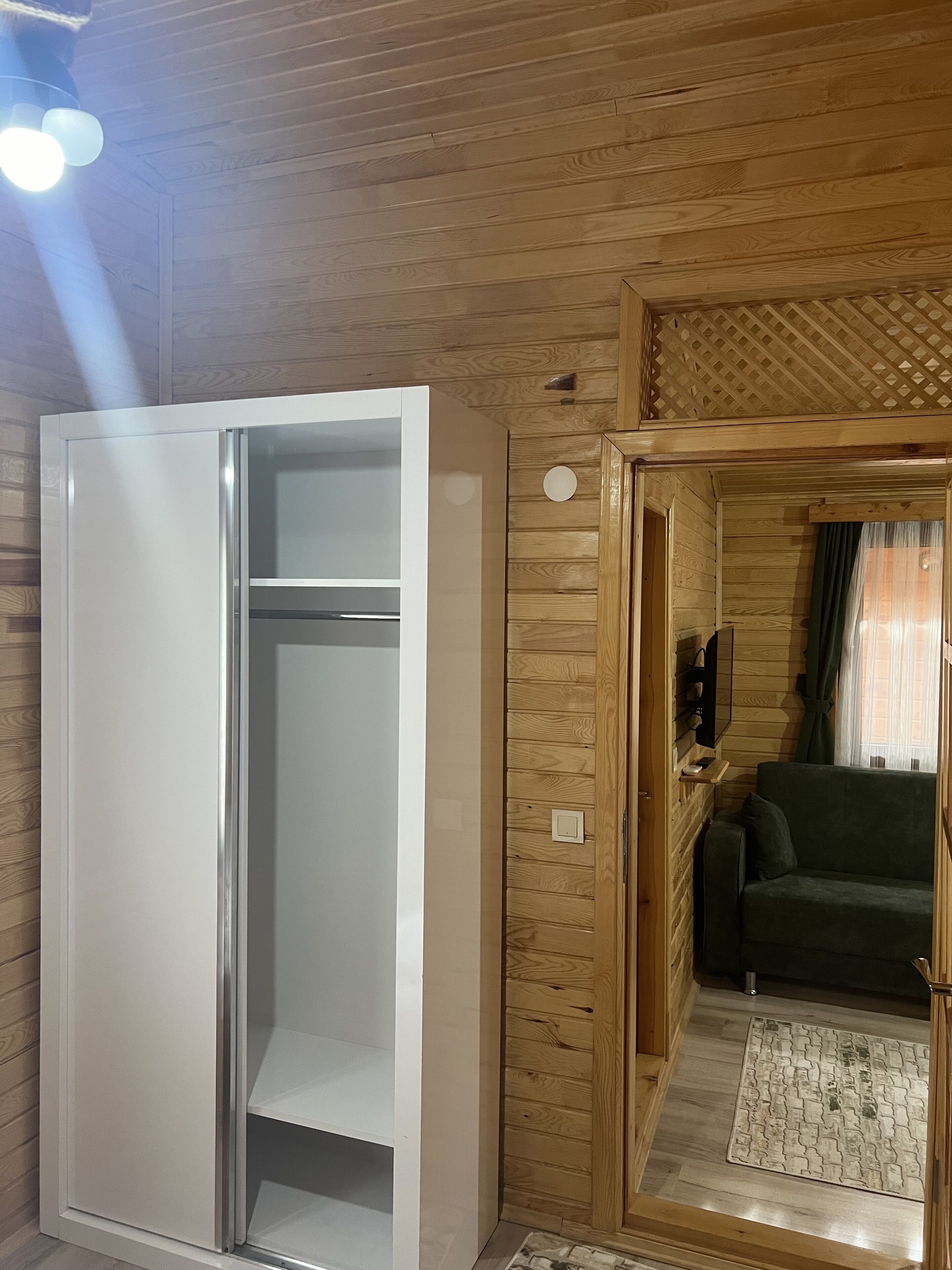 1 slaapkamer, een bureau, gratis wifi, beddengoed