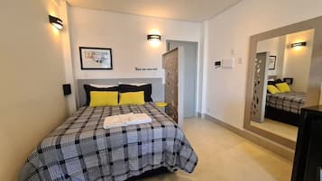 1 habitación, escritorio y wifi gratis