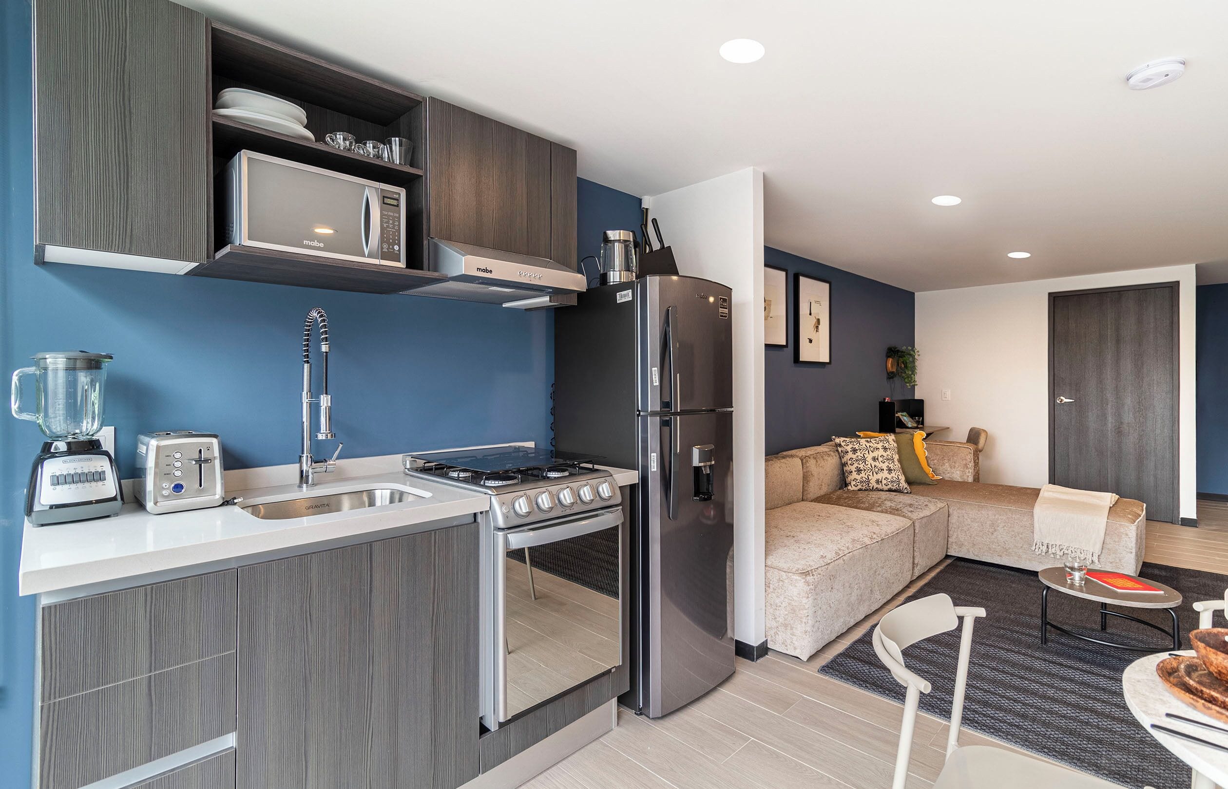 Deluxe Apartment (Two Bedroom with Balcony) | Private kitchen | Coffee/tea maker, fridge, microwave, oven