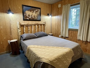 2 chambres, fer et planche à repasser, accès au Wi-Fi (inclus)