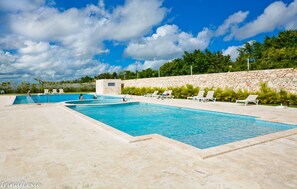Outdoor pool - CozyFamily Punta Cana (Punta Cana)
