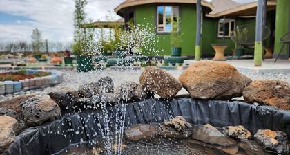 Amanya Hut Sleeps 6 With Mountain Views