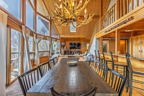 Dining - Stunning Snowshoe Home | Hot Tub | Pool Table (Dunmore)