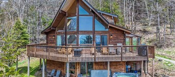 Stunning Snowshoe Home | Hot Tub | Pool Table