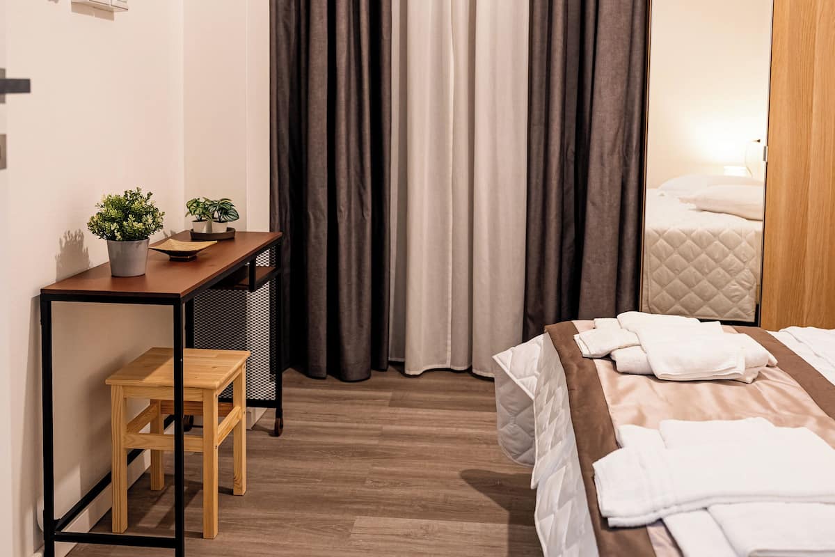 Basic Double or Twin Room