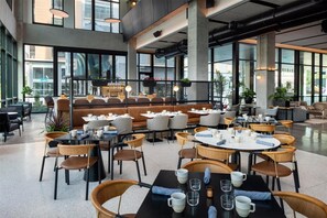 2 bars/lounges - Canopy By Hilton Nashville Downtown The Gulch (Nashville)