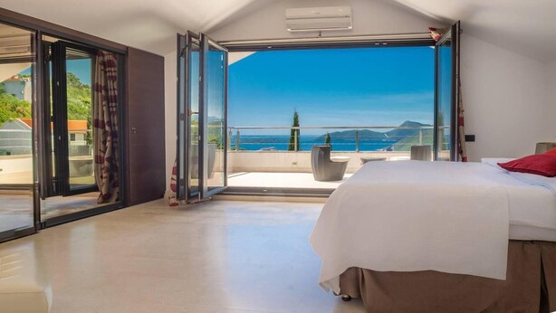 4 bedrooms, iron/ironing board, free WiFi, bed sheets - Your Exclusive Retreat in Montenegro (Lustica)