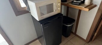 White Lake Lodge - Family Room - Room 6 - Sleeps 5