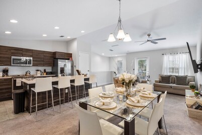 Modern Townhouse, Balmoral Resort Haines City Vacation Rentals  