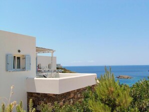 Villa | Property grounds