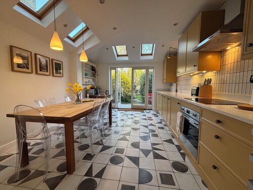 Charming and spacious period cottage in central Cambridge