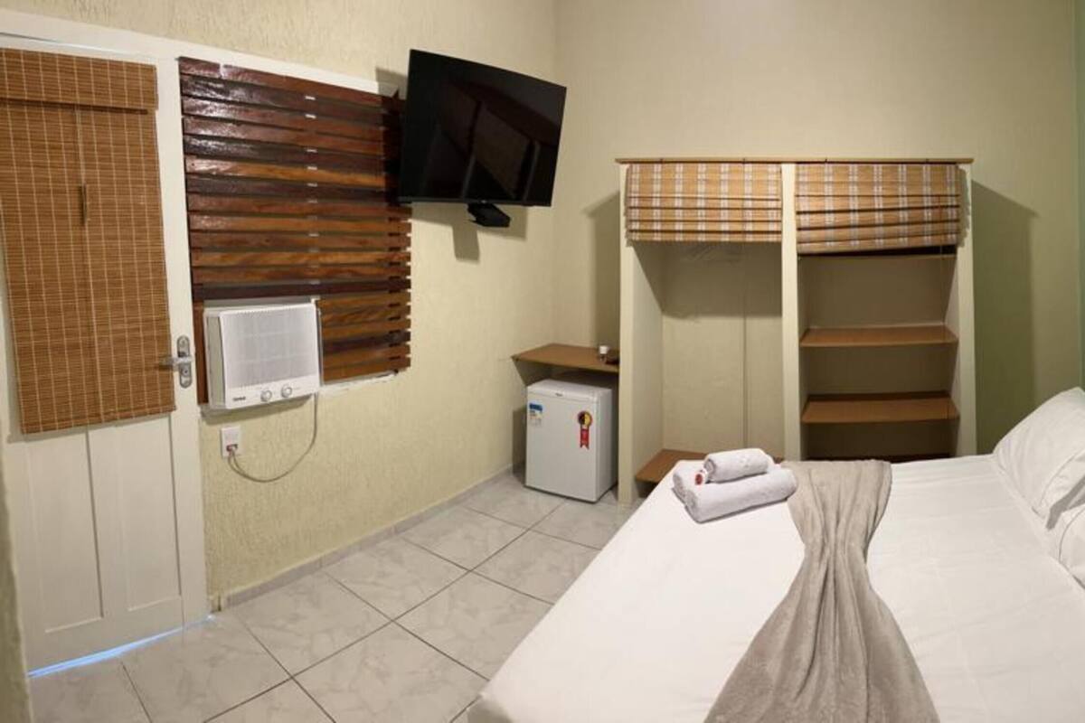 Triple Room | Minibar, free WiFi