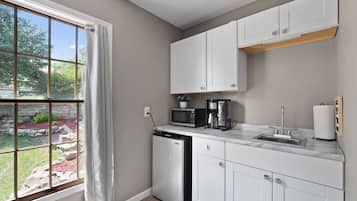 Fridge, microwave, coffee/tea maker, toaster