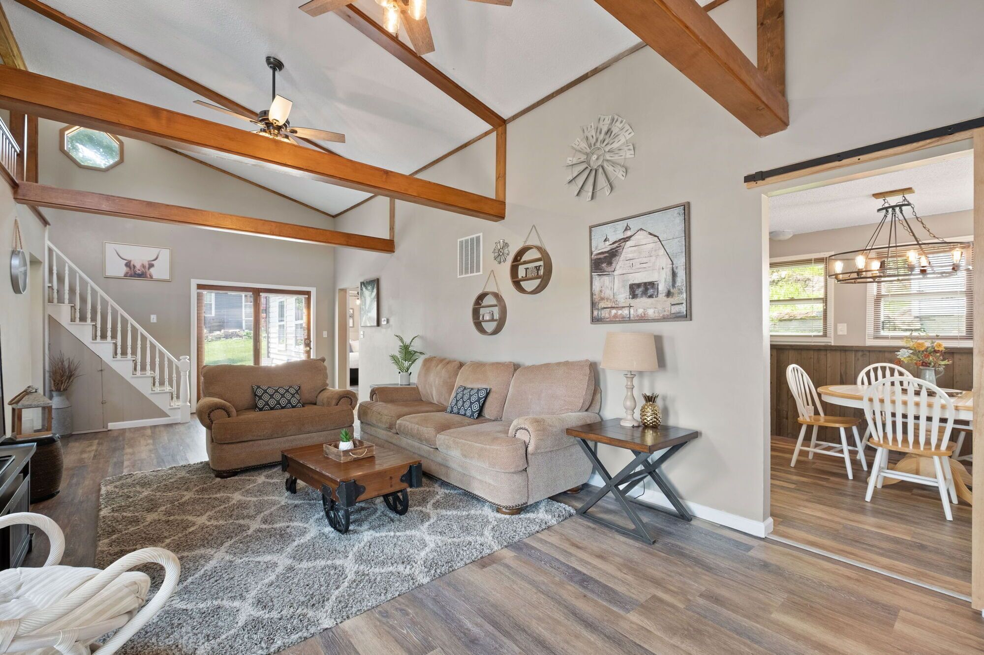 Televisión, chimenea y videojuegos 