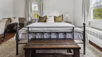 1 habitación, escritorio, tabla de planchar con plancha y wifi gratis