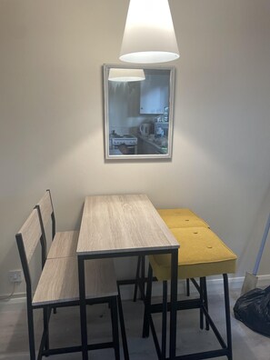 House | Dining - Stunning 2-bed Home in Yorkshire (Hornsea)
