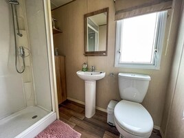 小屋 | 浴室 | 淋浴设施