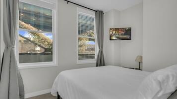 3 chambres, bureau, fer et planche Ă repasser, Wi-Fi gratuit